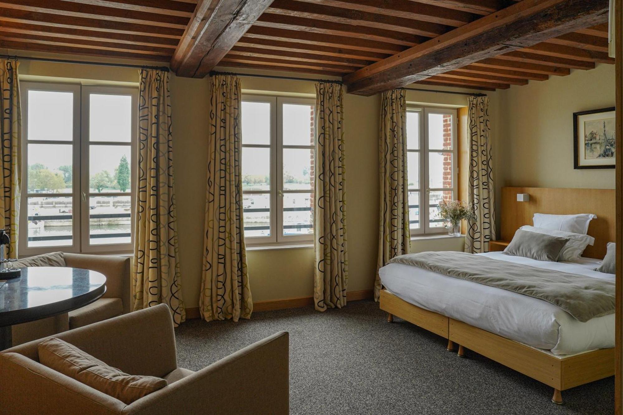 L'Absinthe Hotel Honfleur Bagian luar foto